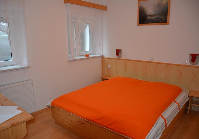 Rooms Barovc By The Lake Jasna Kranjska Gora Exterior foto A bedroom